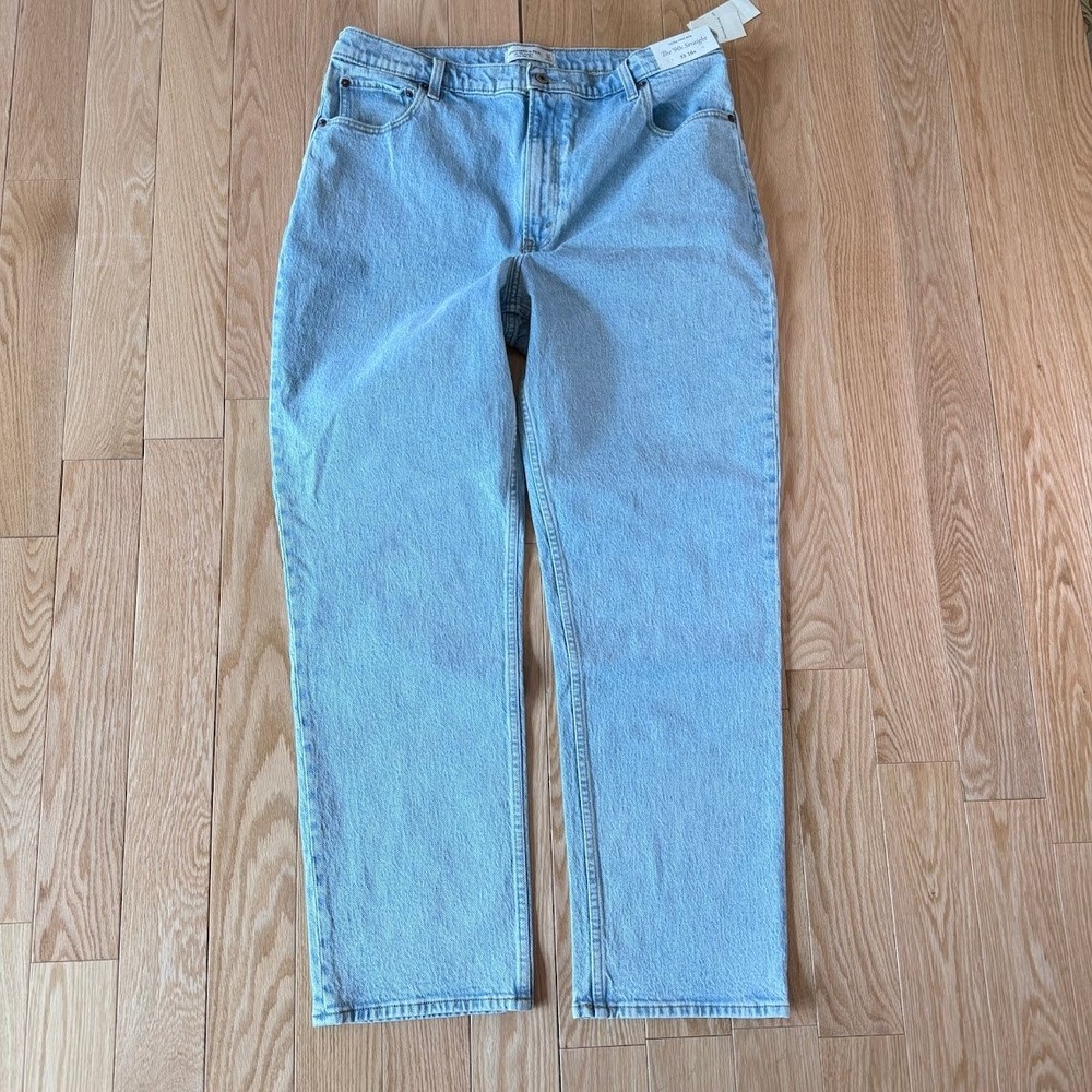 Abercrombie & Fitch Ultra High Rise 90s Straight Light Blue Jeans 33 16r NWT